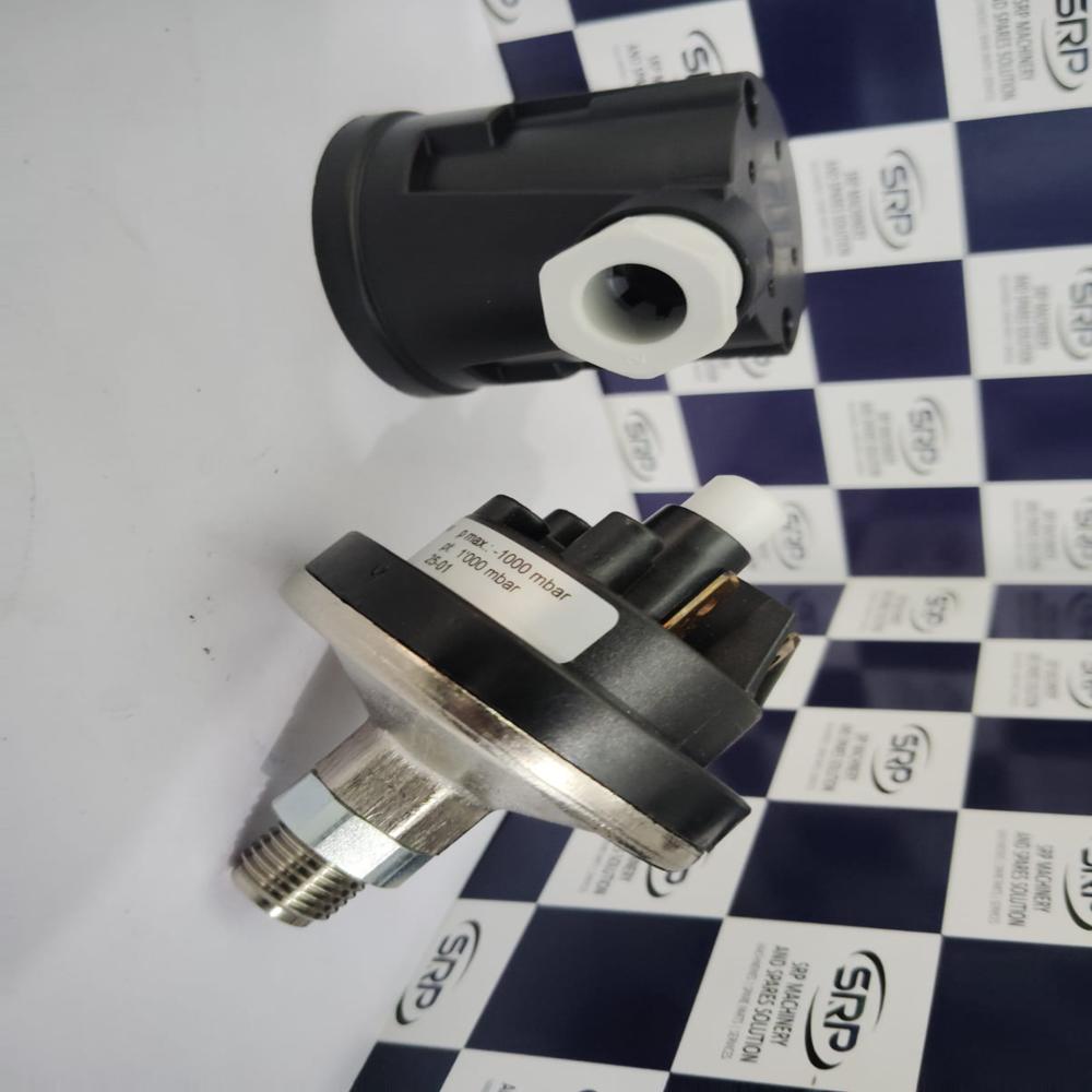 VACUUM PRESSURE SWITCH (HUBA CONTROL).