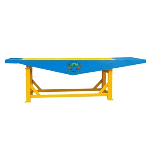 Paver Block Vibrating Table - Capacity: 3000 Ton