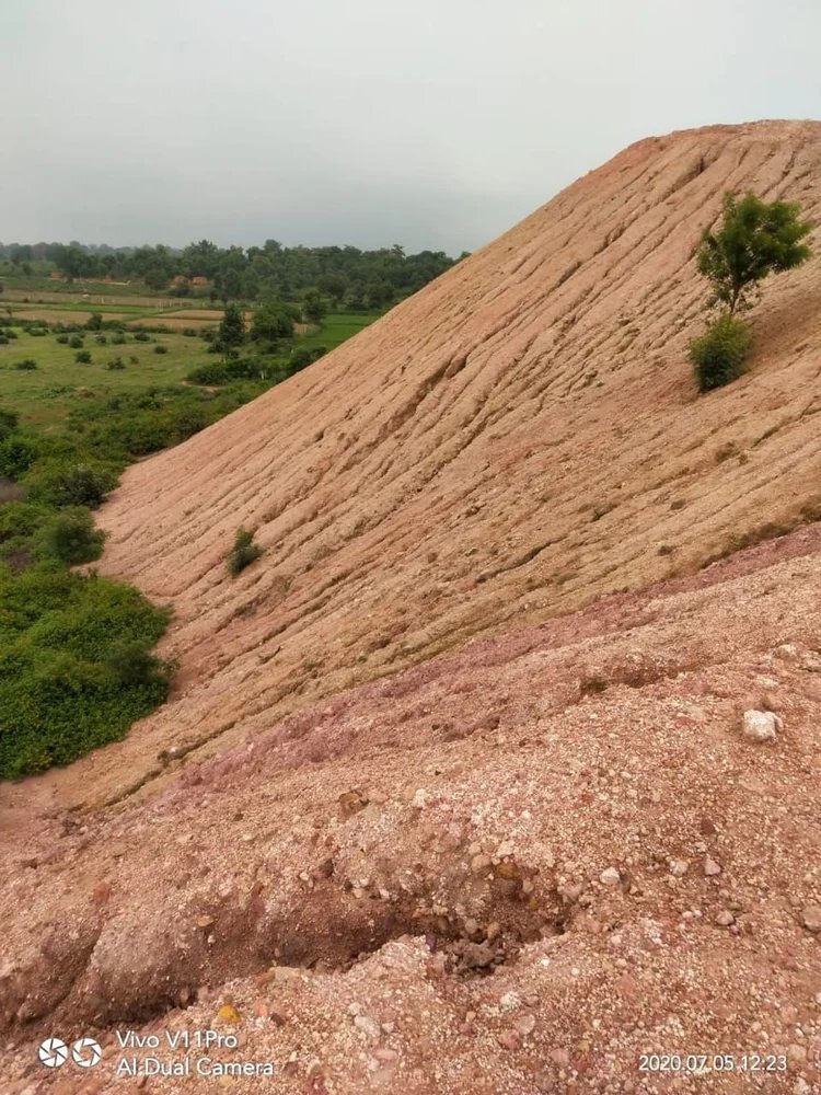 Bauxite Ore - Bulk Grade 46% To 48% | Brown Granule Shape, Moisture Content 5-15%, Purity Level 99%, Industrial Application