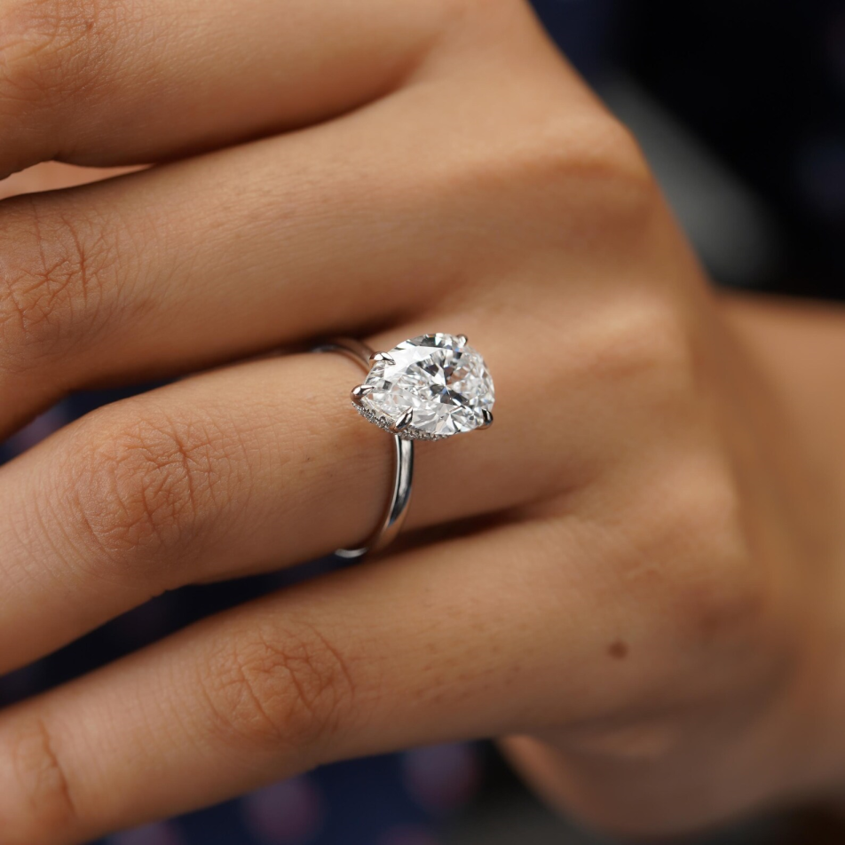 Pear Diamond Ring - Color: White