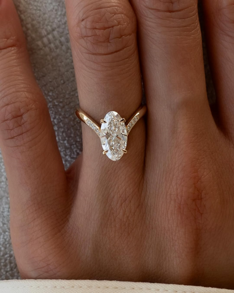 SET  Grande Moval Adorned Eve Ring & Band