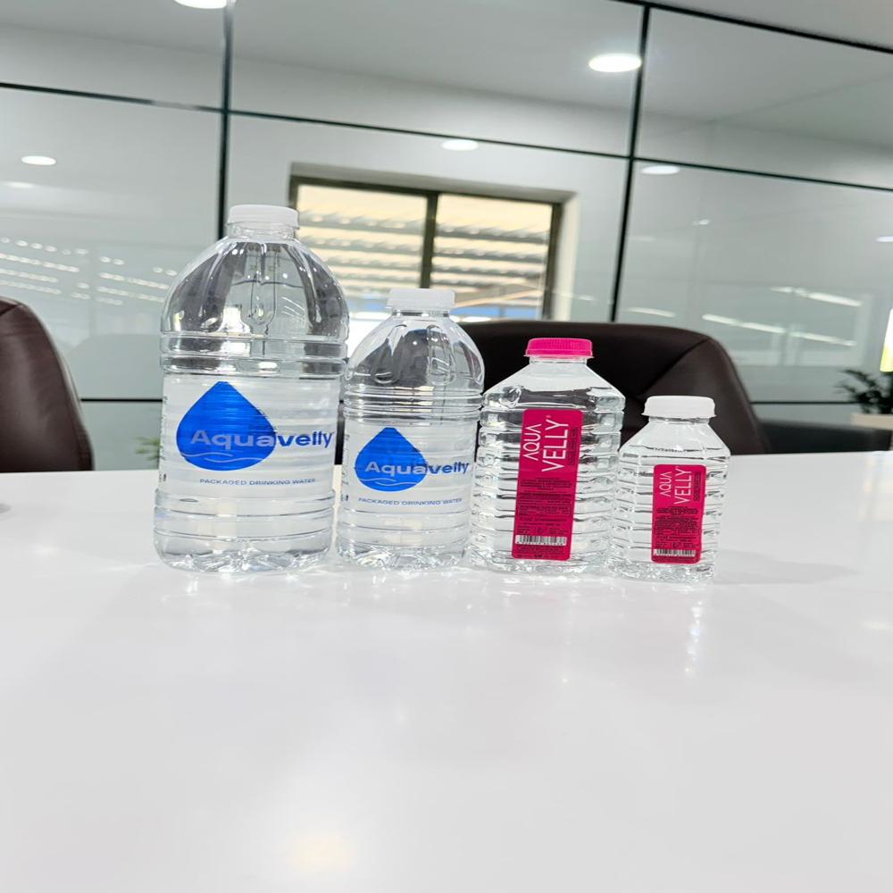 1 LTR Aquavelly Square Water Bottle