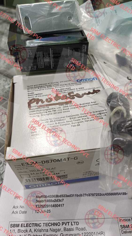 OMRON PHOTOELECTRIC SENSOR, E3JM-DS70M4T-G