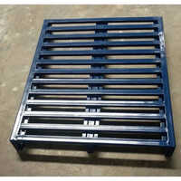 Metal Euro Pallets - Color: Blue