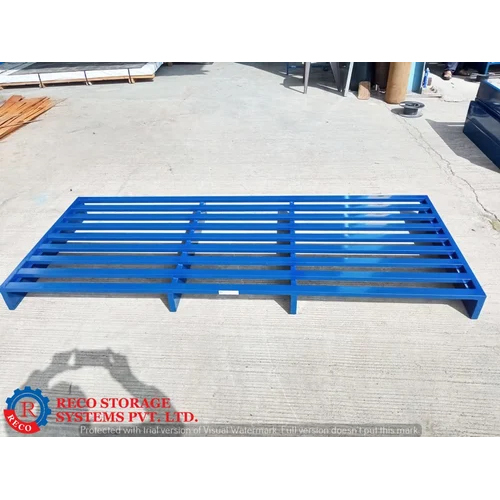 Metal Iron Pallet - Color: Blue