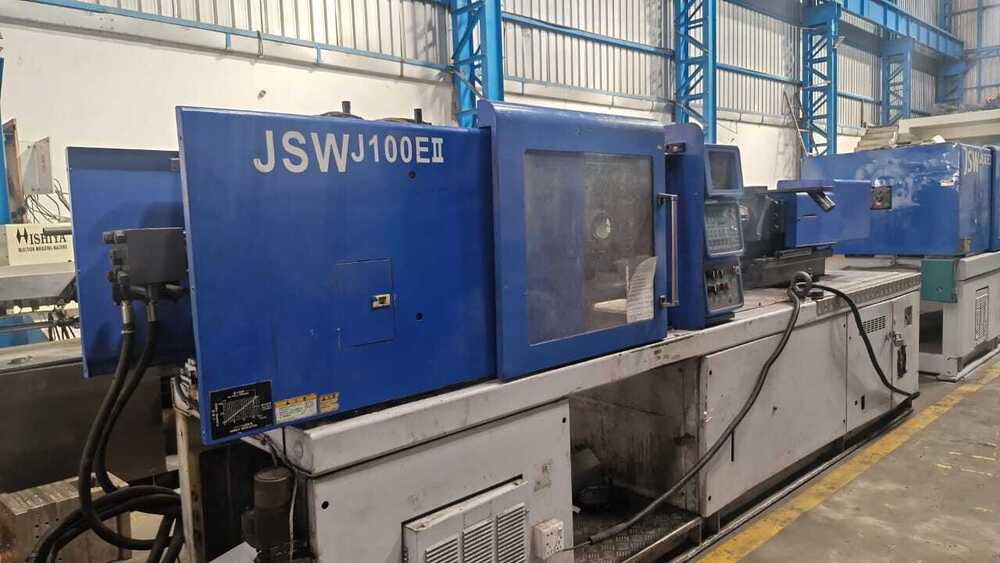 Jsw 100 Ton Injection Moulding Machine - Feature: Heavy Duty