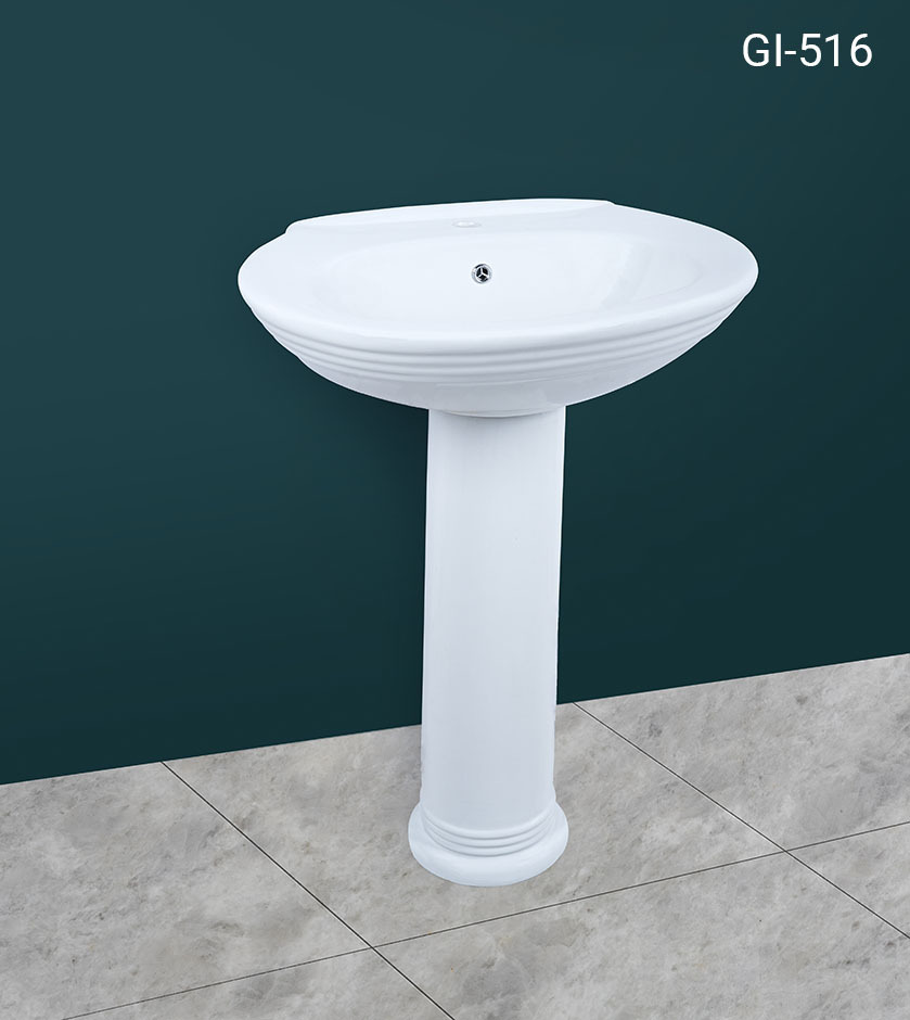Classic pedestal sink