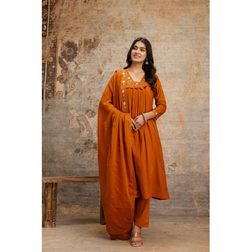 Ladies Anarkali Suit - Design: Modern