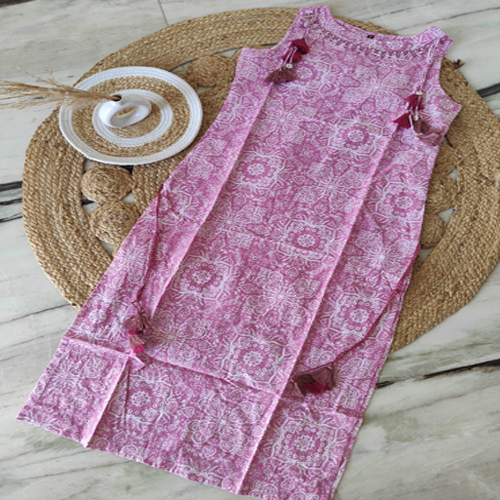 Ladies Long Printed Half Sleeve Kurti - Color: Multicolor