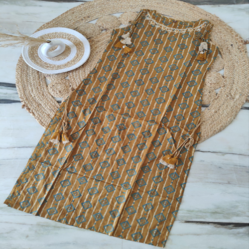 Ladies Printed Half Sleeve Long Kurti - Color: Multicolor