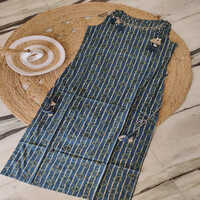 Ladies Blue Color Printed Half Long Sleeve Kurti