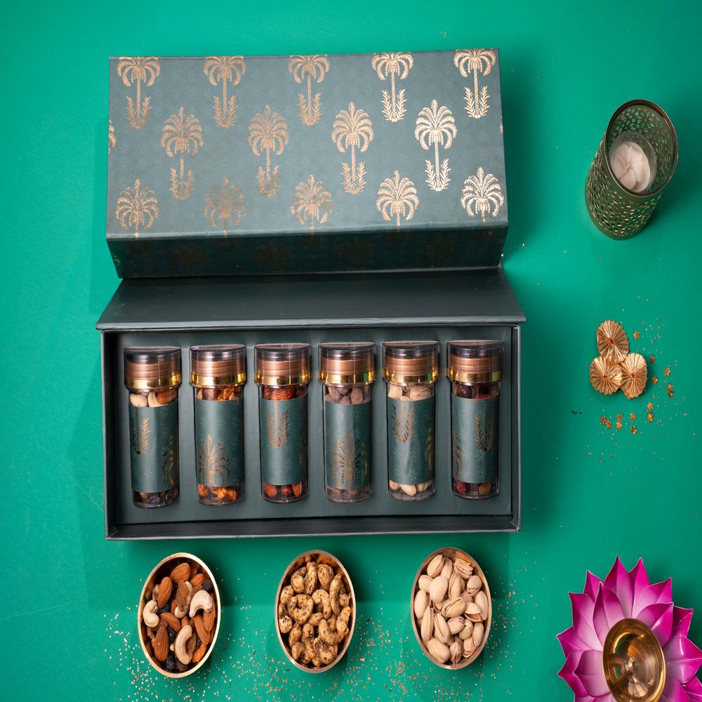 Wedding Gifts - Features: Good Quality