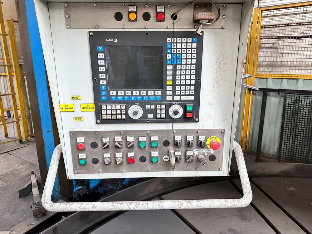 02_6500mm x 3500mm Schiess Heavy Duty CNC VTL Machine