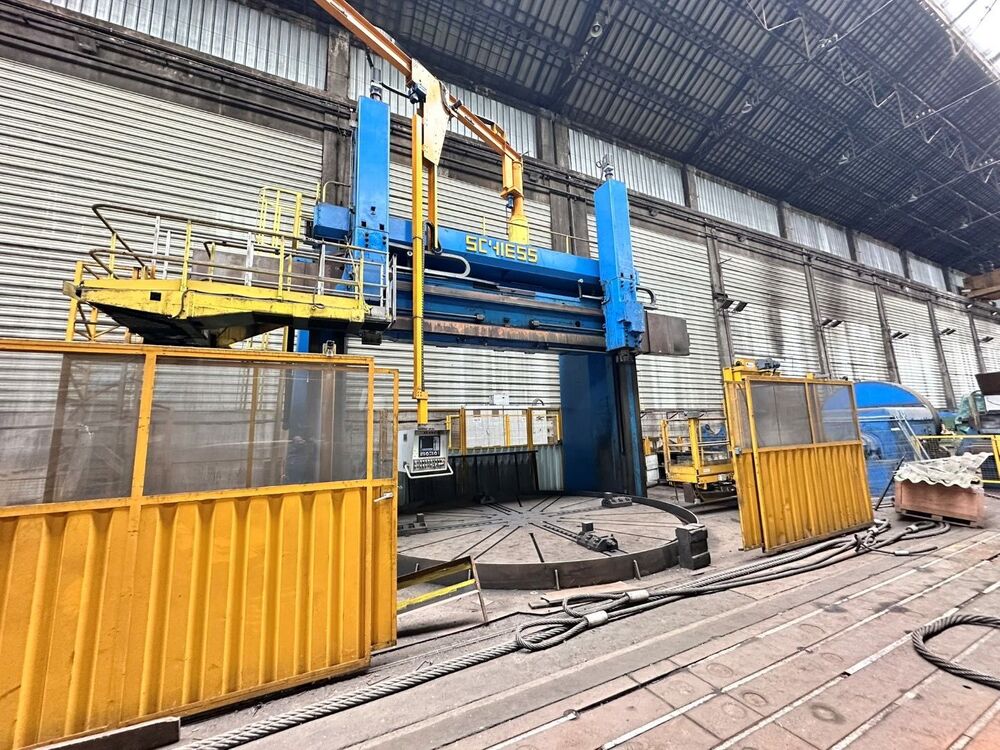 02_6500mm x 3500mm Schiess Heavy Duty CNC VTL Machine