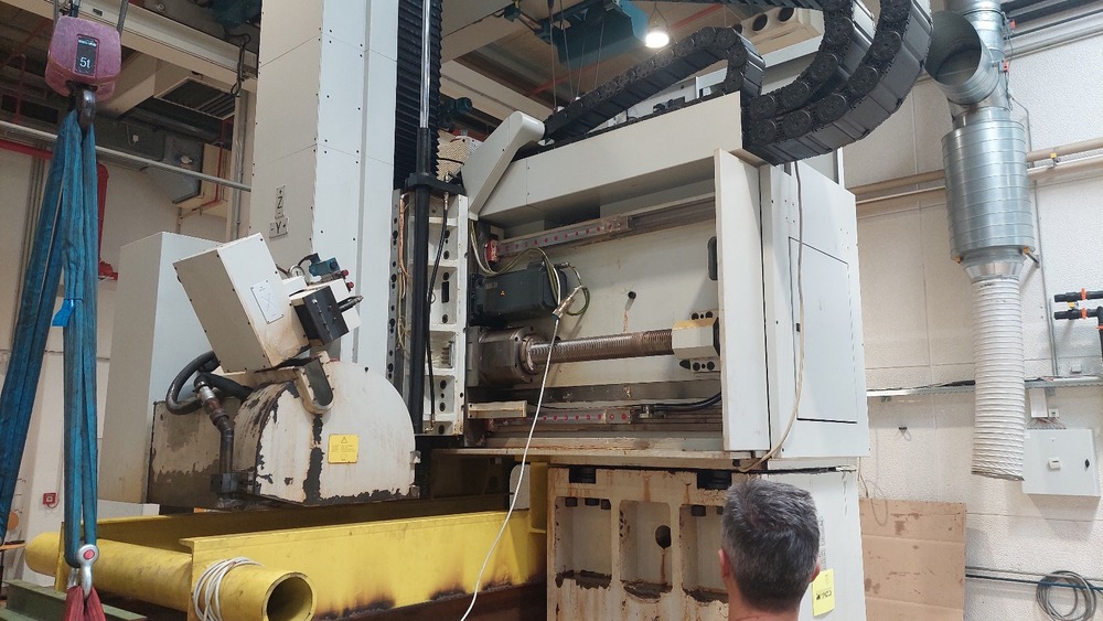 Favretto Mfd 200 Used Cnc Portal Surface Grinding Machine - Capacity: 5000 Kg