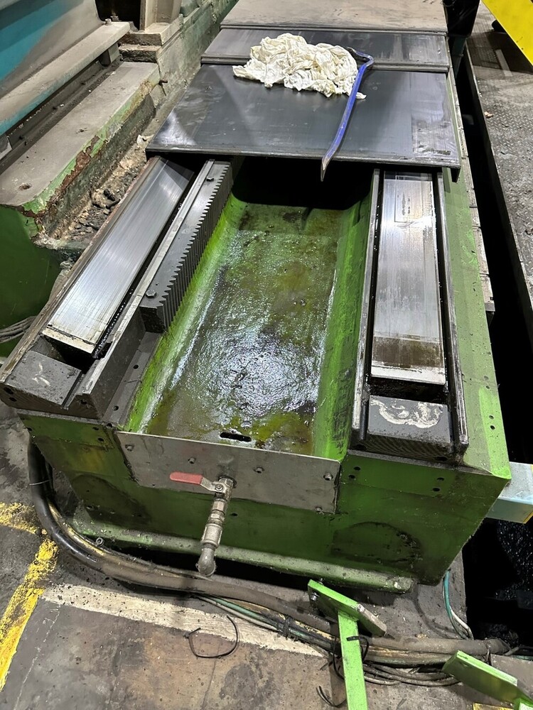 Used CNC Roll Grinding Machine