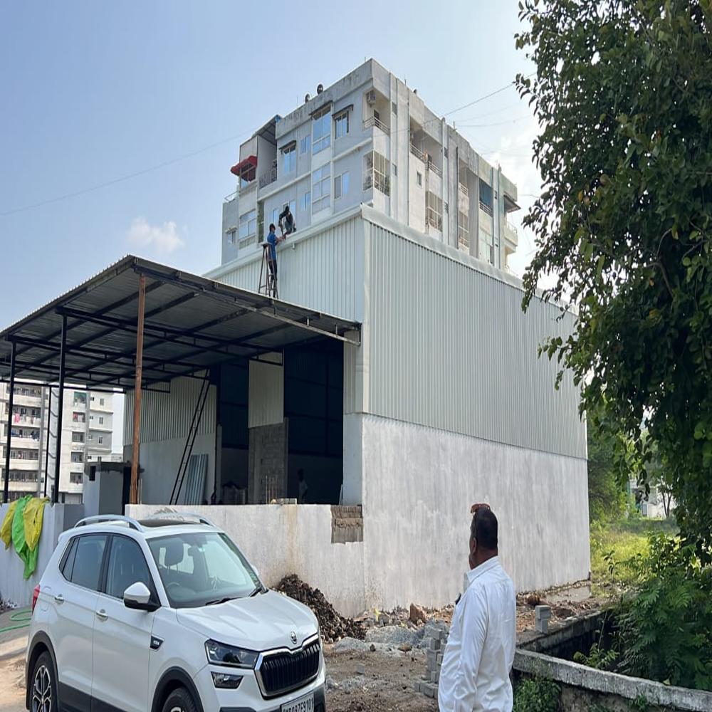 Prefab Mild Steel Warehouse Shed - Color: White