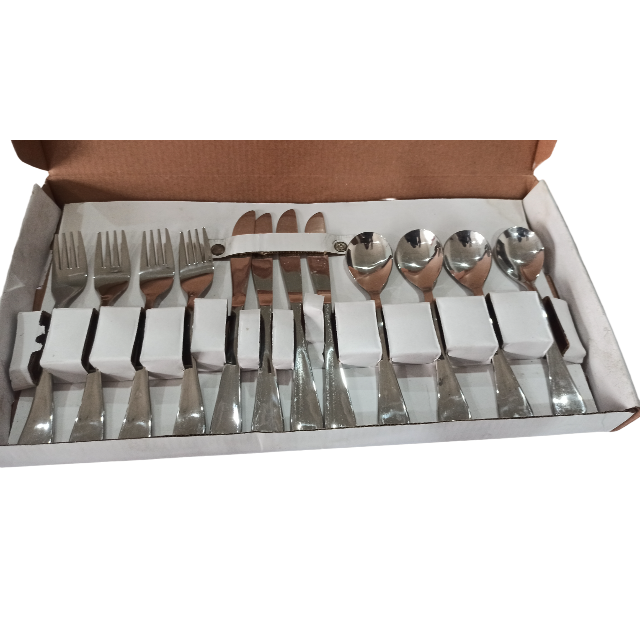 Cutlery Set - Color: Silver