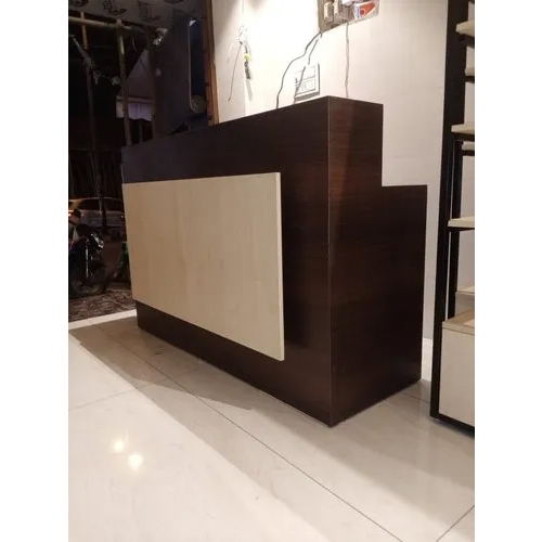 Brown Wooden Cash Counter - Size: Customized