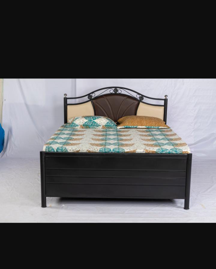 OM WOODS DB 758 6*5 METAL BED 
