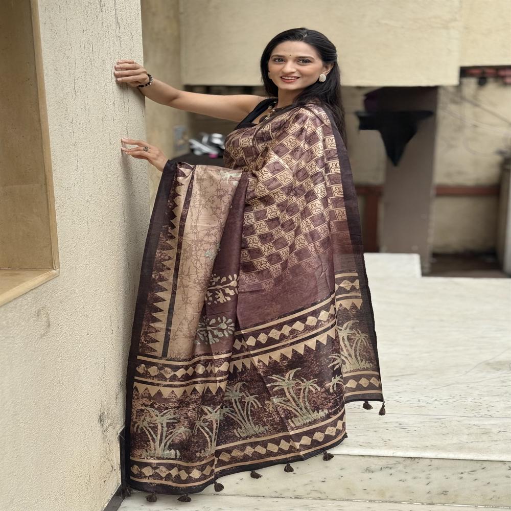 FORMAL BROWN COLOR SAREE