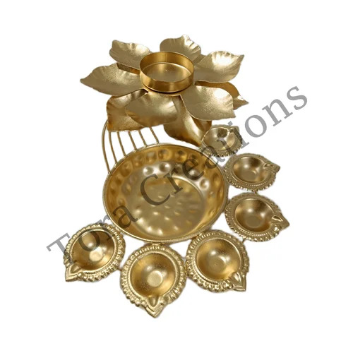 Tora Decorative Iron Urlis T Light Holder (TCLH6532)