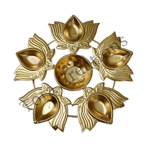 Decorative Iron Urlis T Light Holder