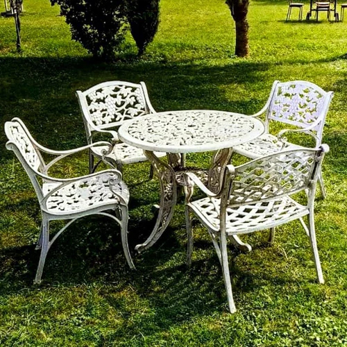 Cast Aluminum Grapes Design Table And Chair Set