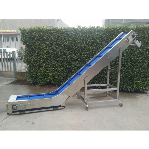 Roller Belt Conveyor - Features: Durable