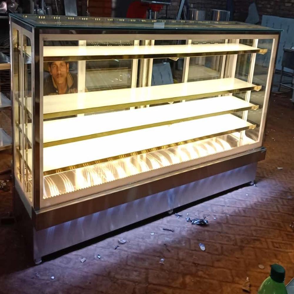 SS Straight Glass Counter