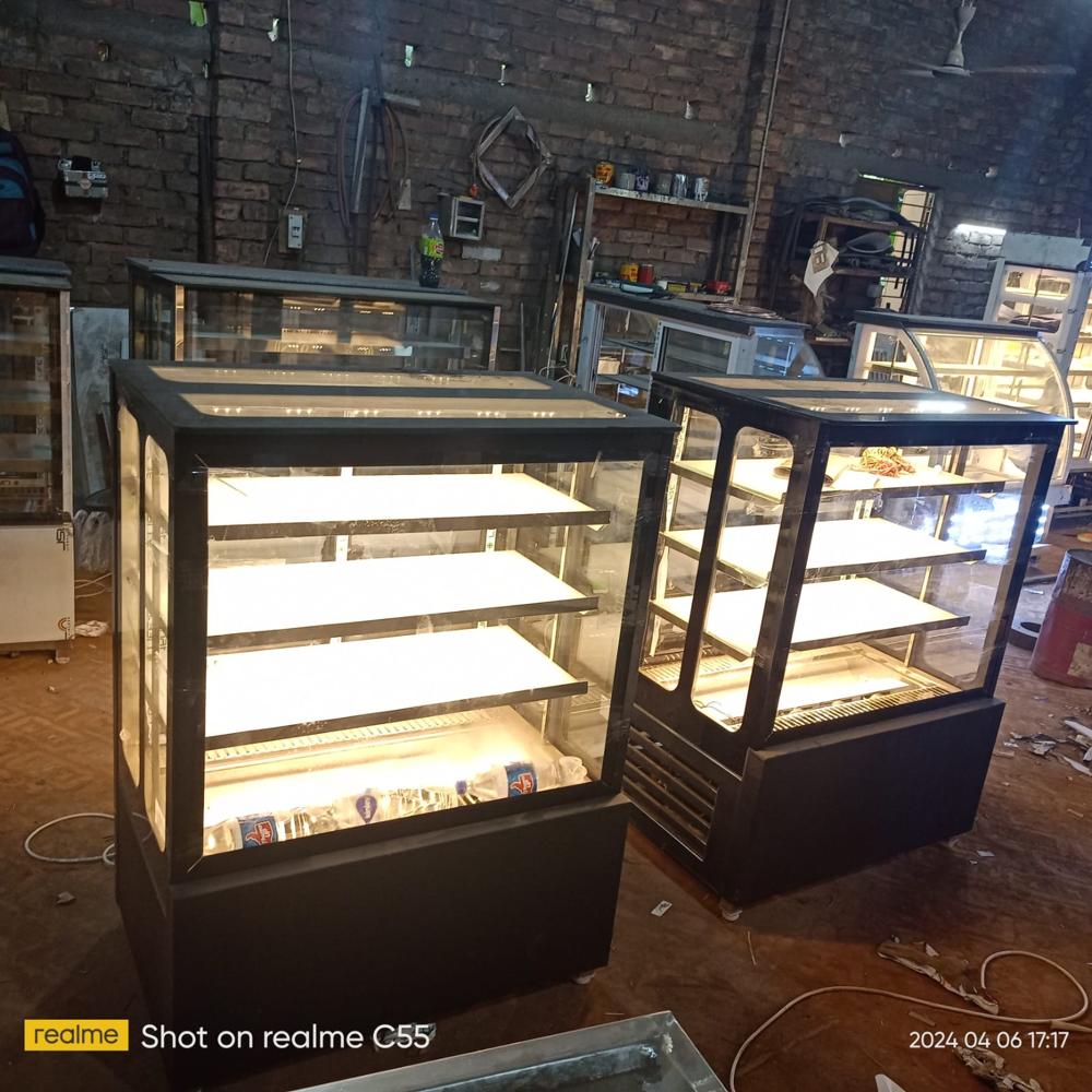 SS Straight Glass Counter