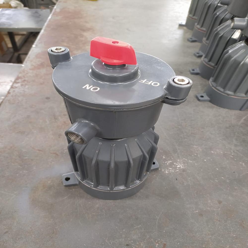 Flameproof reactor vessel Lamp fitting