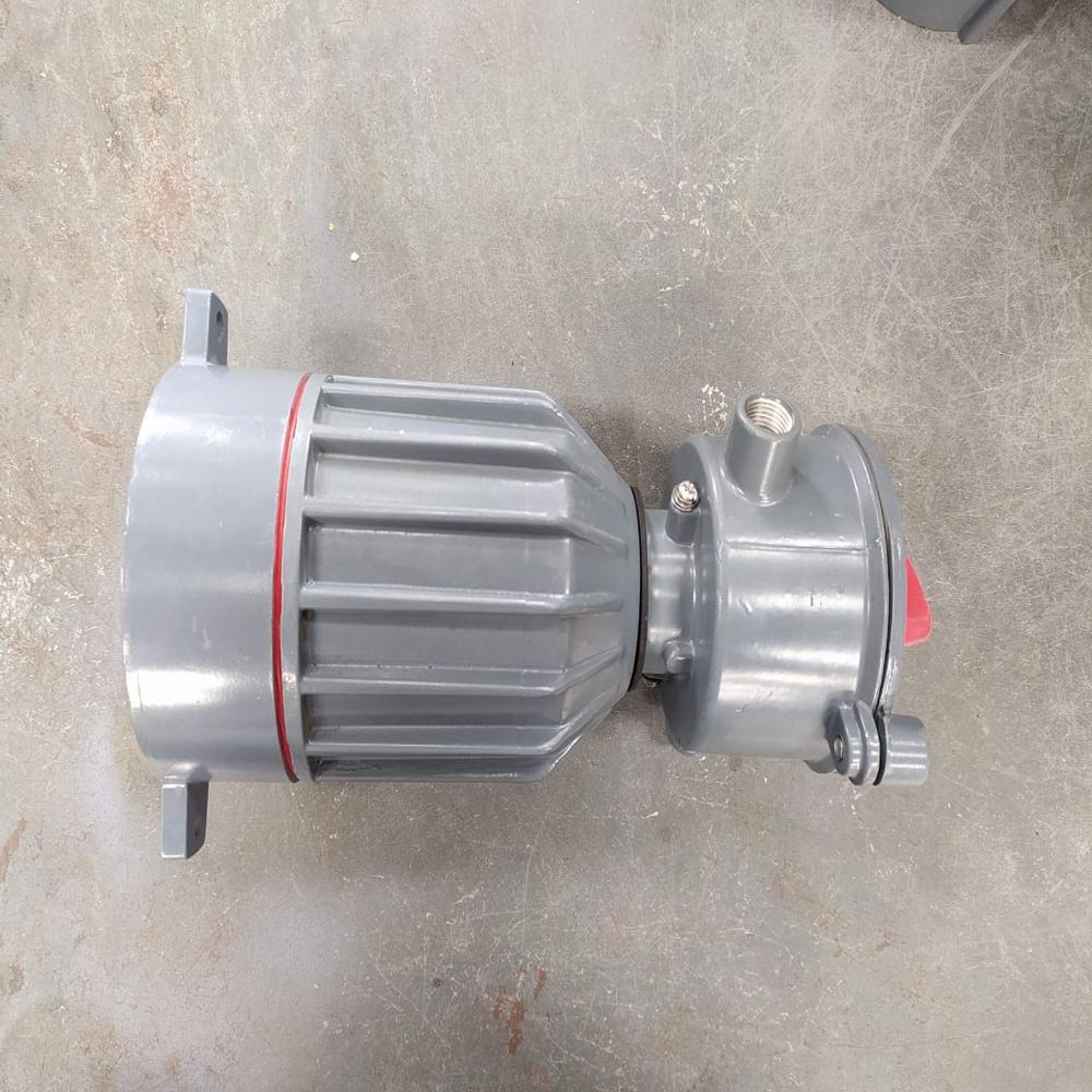 Flameproof reactor vessel Lamp fitting