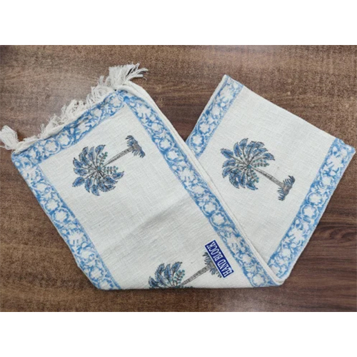 TNT Table Runner