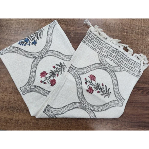 TNT Table Runner