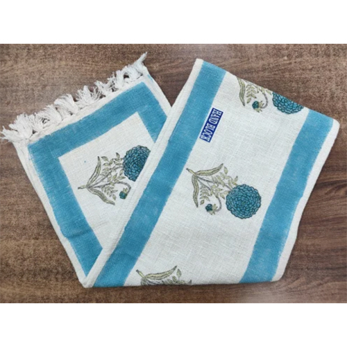 TNT Table Runner
