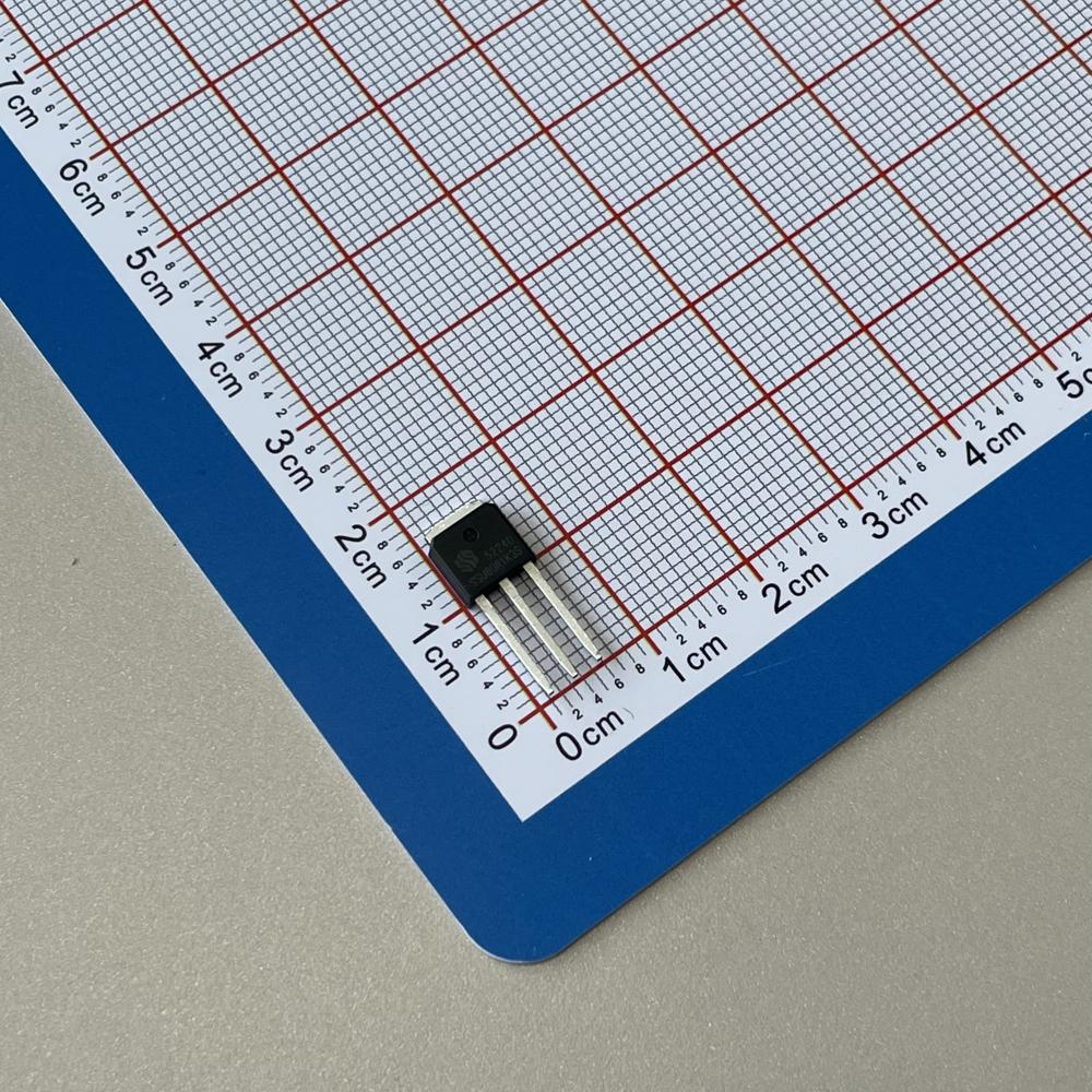 Ssu80R1K3S Metal Oxide Semiconductor - Features: Premium Quality