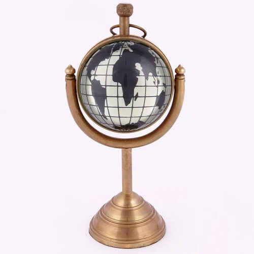 Antique Brass Table Clock - Shape: Round