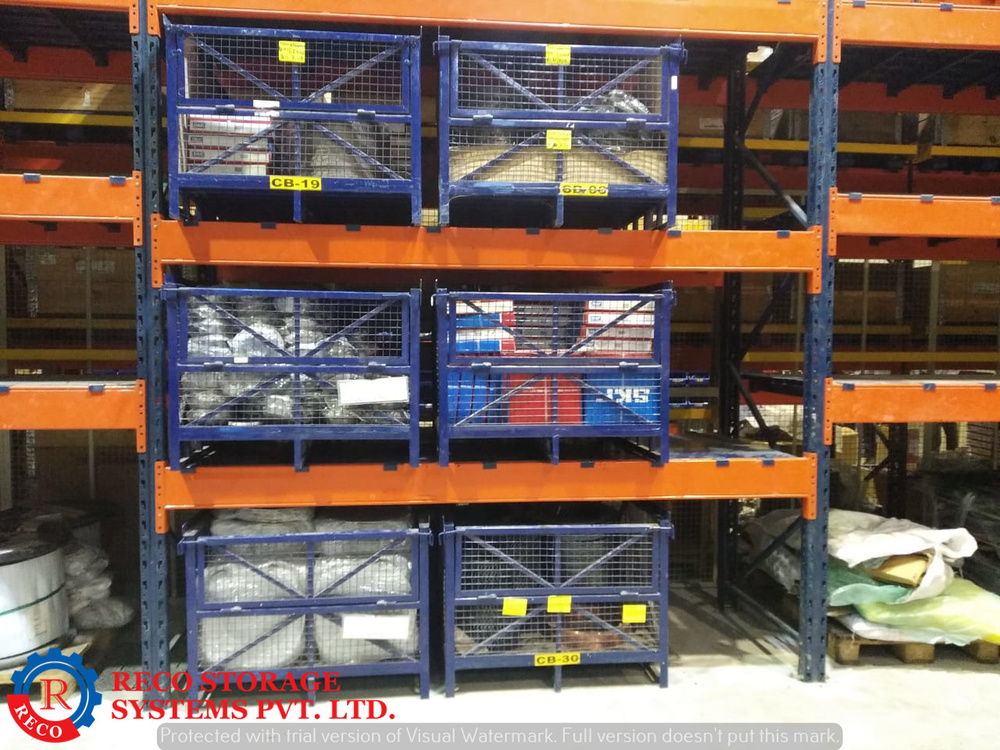 Cage Pallets - Color: Yellow