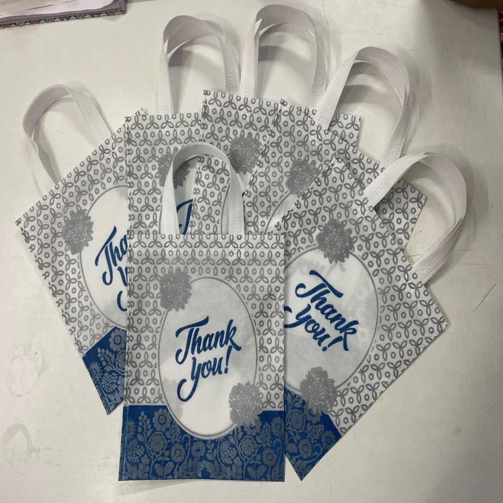 non woven loop handle bag