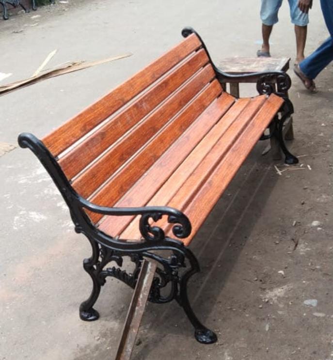 Cast Iron Leg Garden Bench 