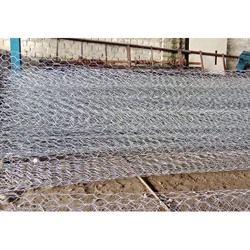Gi Gabion Box - Galvanized Iron Wire, 12 Gauge (2.68 Mm), Silver Finish | Hexagonal Hole Shape, Polished Surface Treatment, Versatile Applications