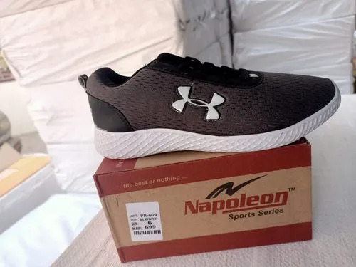Men Casual Shoes - Color: Black