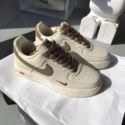 Men Sneaker Shoes - Color: White