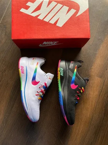 Ni ke Sport Shoes