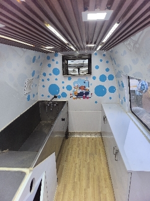 Dog Grooming Van