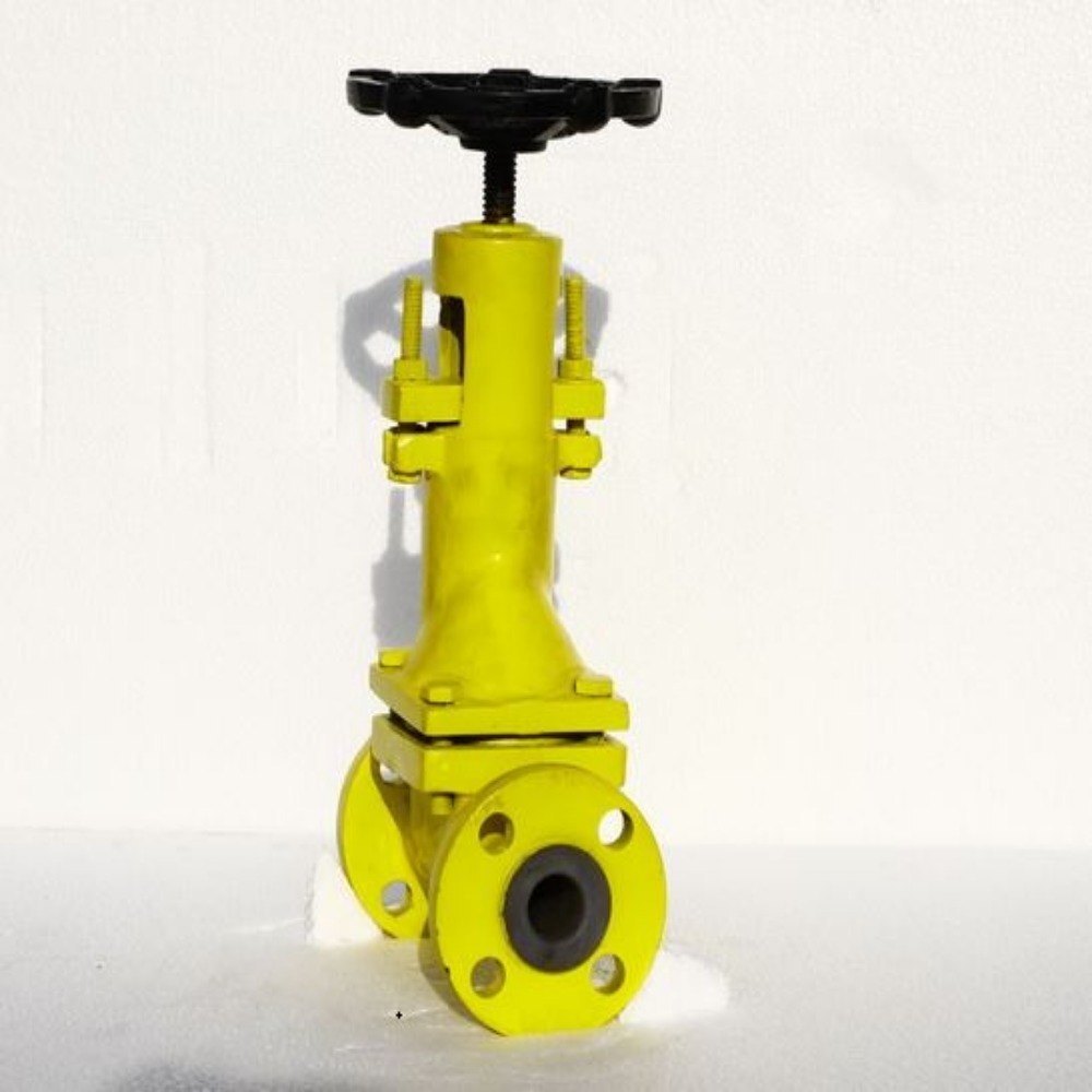 Pfa Lined Globe Valve - Color: As Per Requirements
