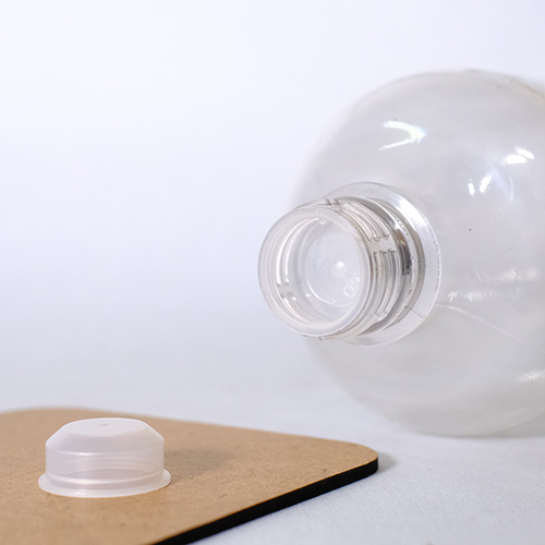 28 Mm Plastic Plug - Color: Transparent