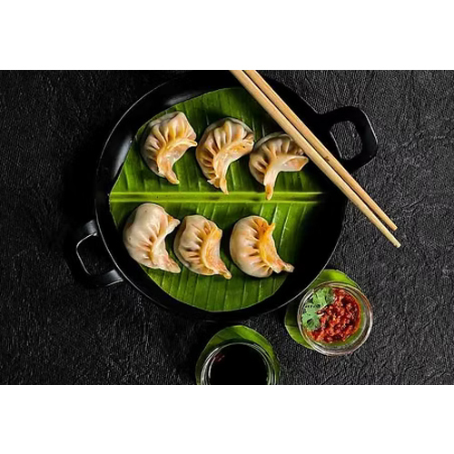 Frozen Chicken Schezwan Momos