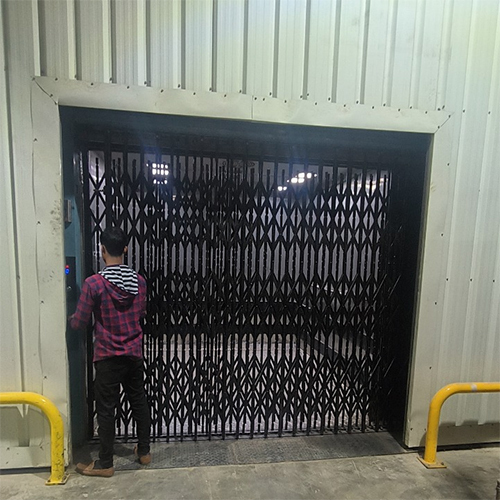 Industrial Goods Elevator
